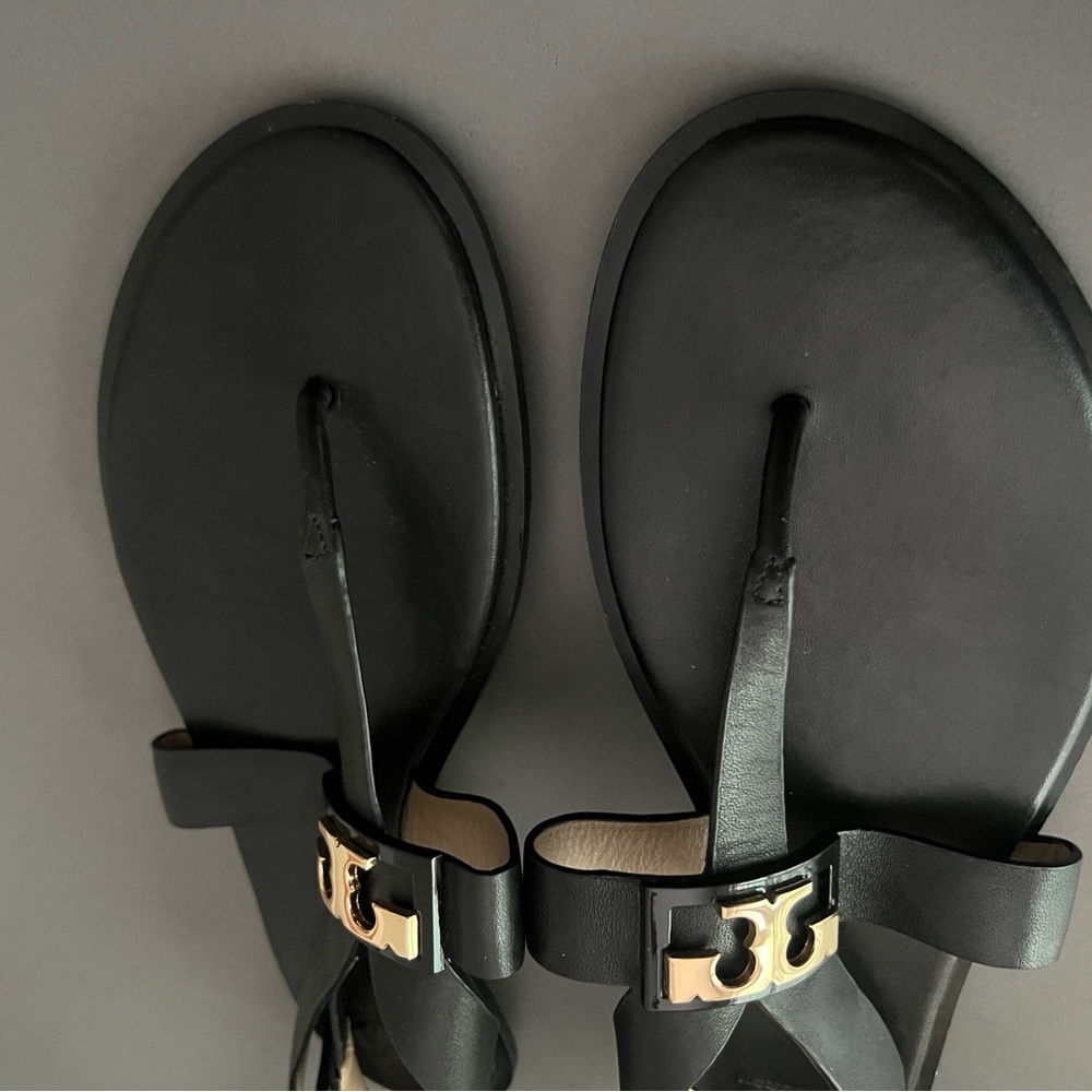 Tory Burch GIGI Flat Sandals - Picture 3 of 10
